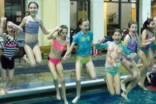 pool party